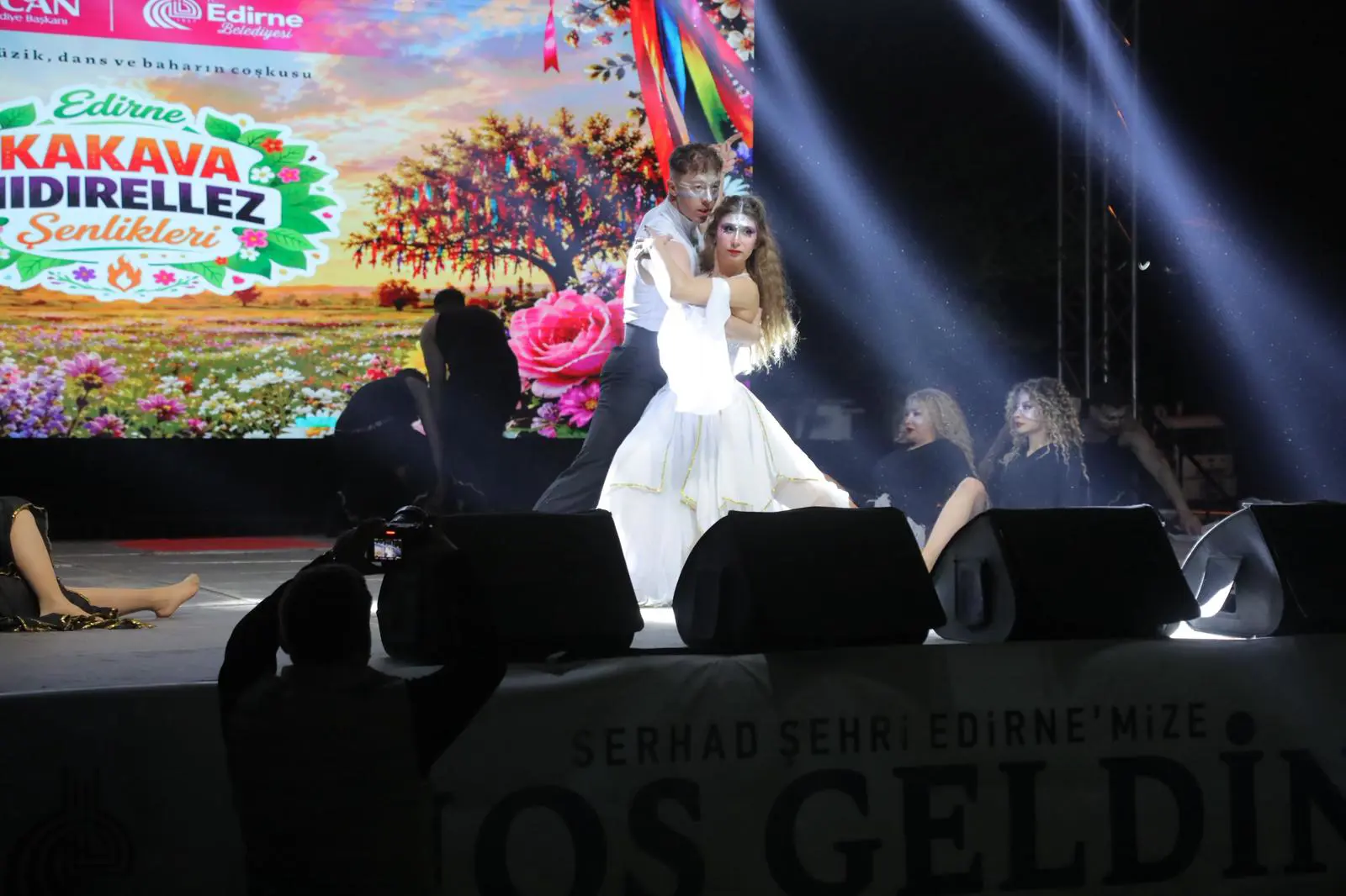 DİLEKLER TUNCA NEHRİ İLE BULUŞTU galeri görseli